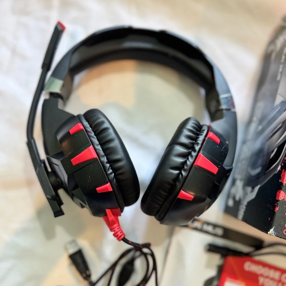 K2 Pro Gaming Headset - Black and Red